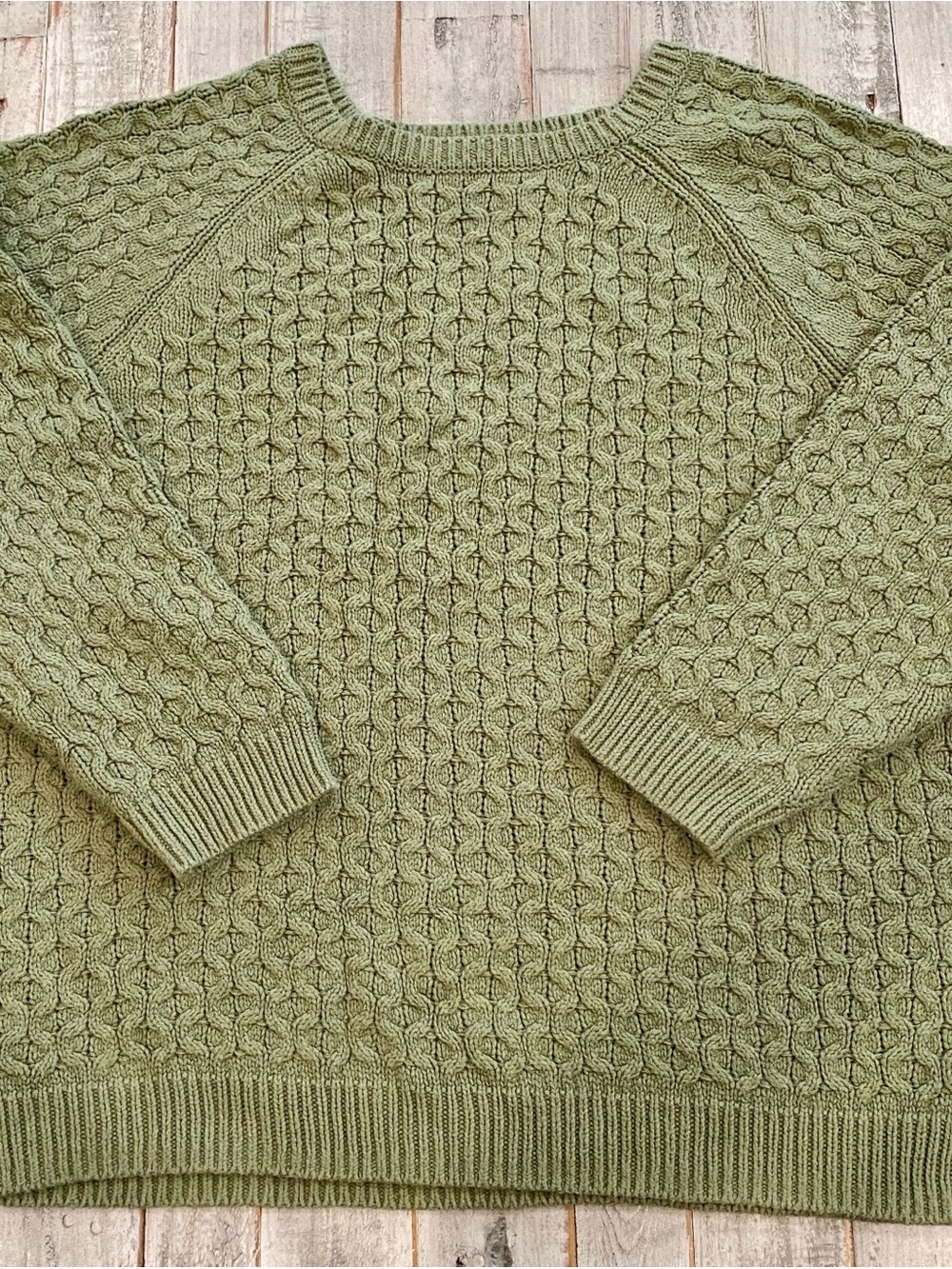 d&co XL Sweater Women's XL Crew neck soft green relaxed fit preppy Casual